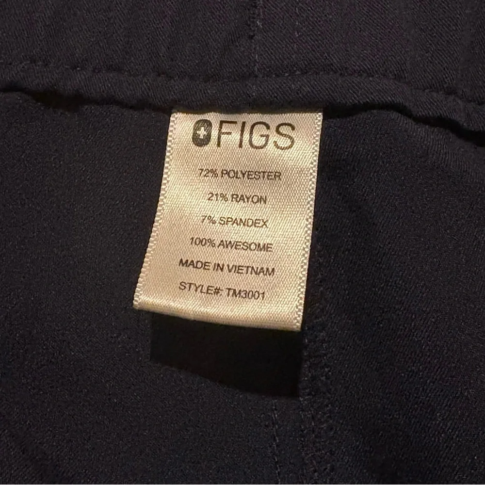 FIGS Men Navy Technical Collection Scrub Pants Size Medium